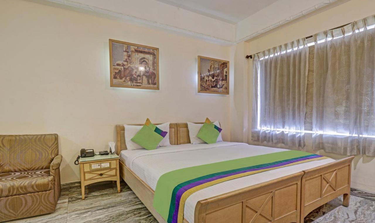 Treebo Komfort Suites, 3 Km From Mysore Palace Buitenkant foto
