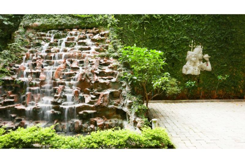 Treebo Komfort Suites, 3 Km From Mysore Palace Buitenkant foto
