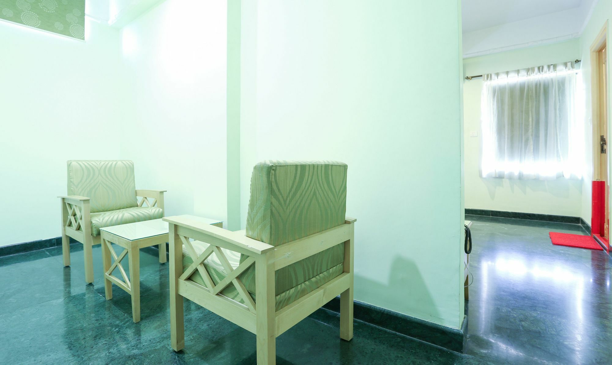 Treebo Komfort Suites, 3 Km From Mysore Palace Buitenkant foto